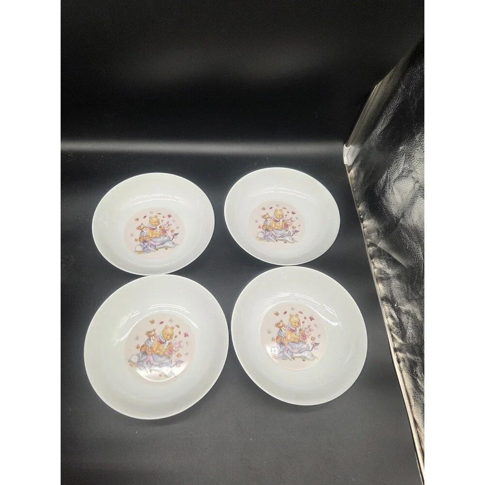 4 Disney Winnie The Pooh Tigger Piglet Eeyore Autumn Ceramic Pasta Dinner Bowl